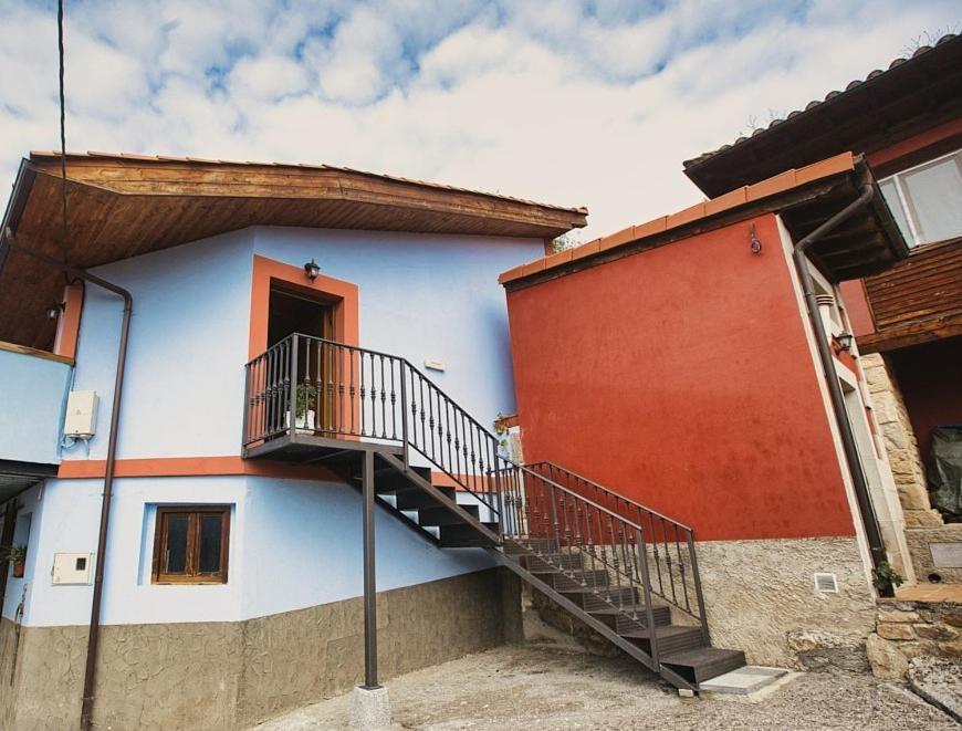 La Besnada Apartment Cangas de Onis Exterior photo